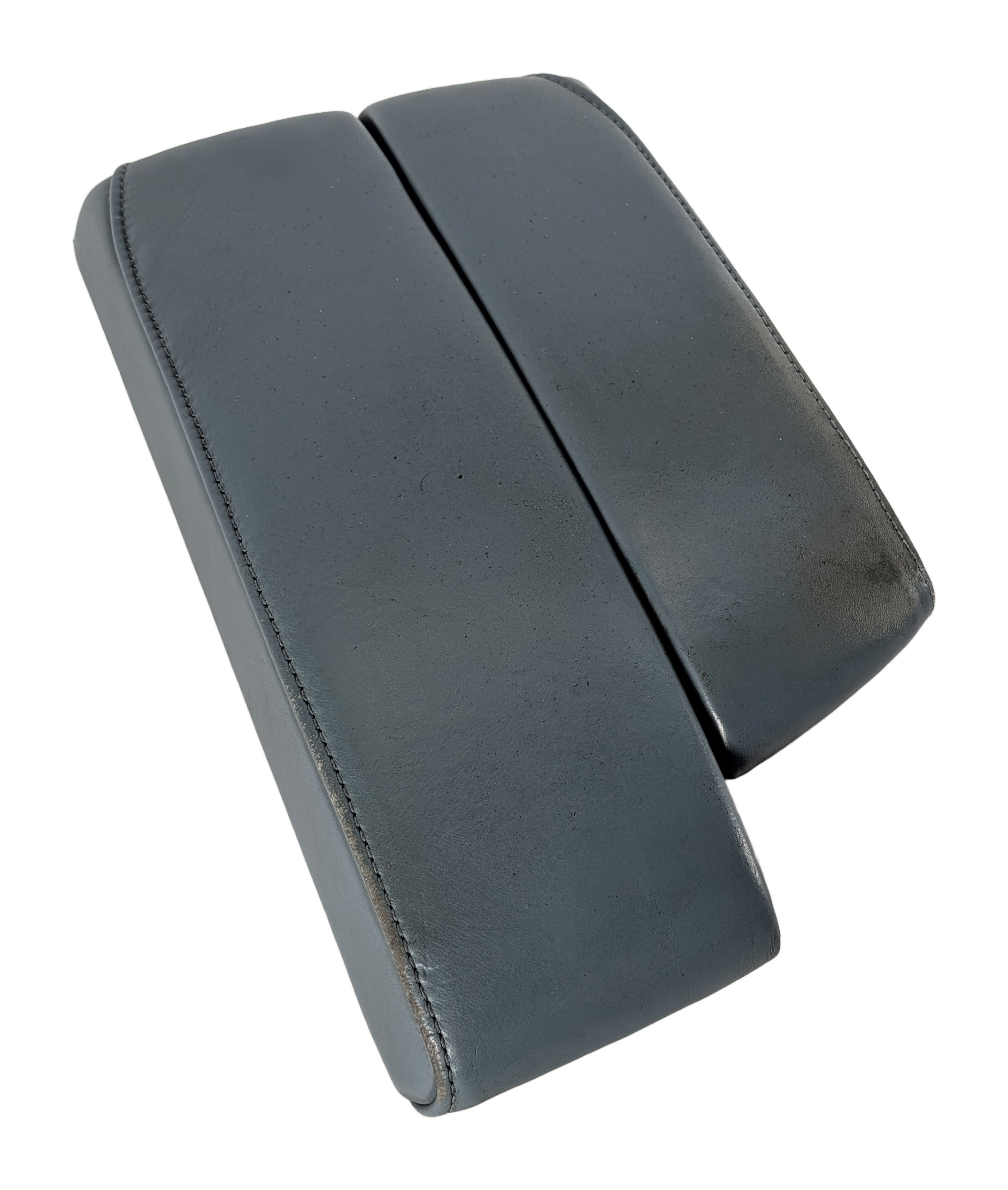 06-13 BMW 328i 335i M3 (E90 E92 E93) CENTER CONSOLE ARMREST LID LEATHER (Grey) — exact item pictured
