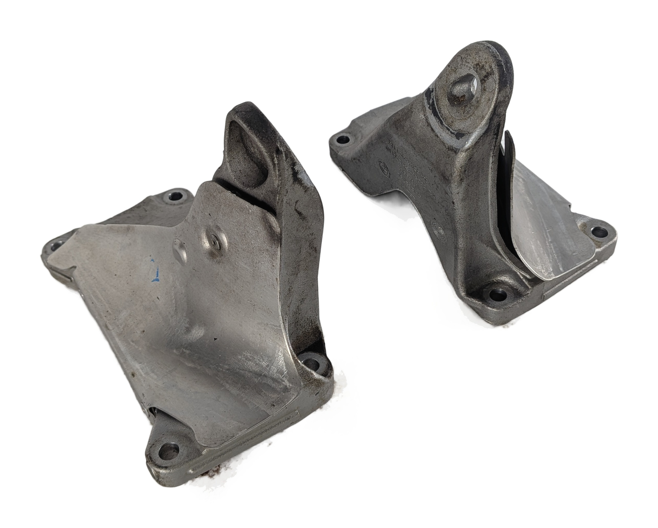 2008 BMW M3 (E90) 4.0L S65 ENGINE LEFT & RIGHT MOTOR MOUNT SUPPORT BRACKET SET/2 — exact item pictured
