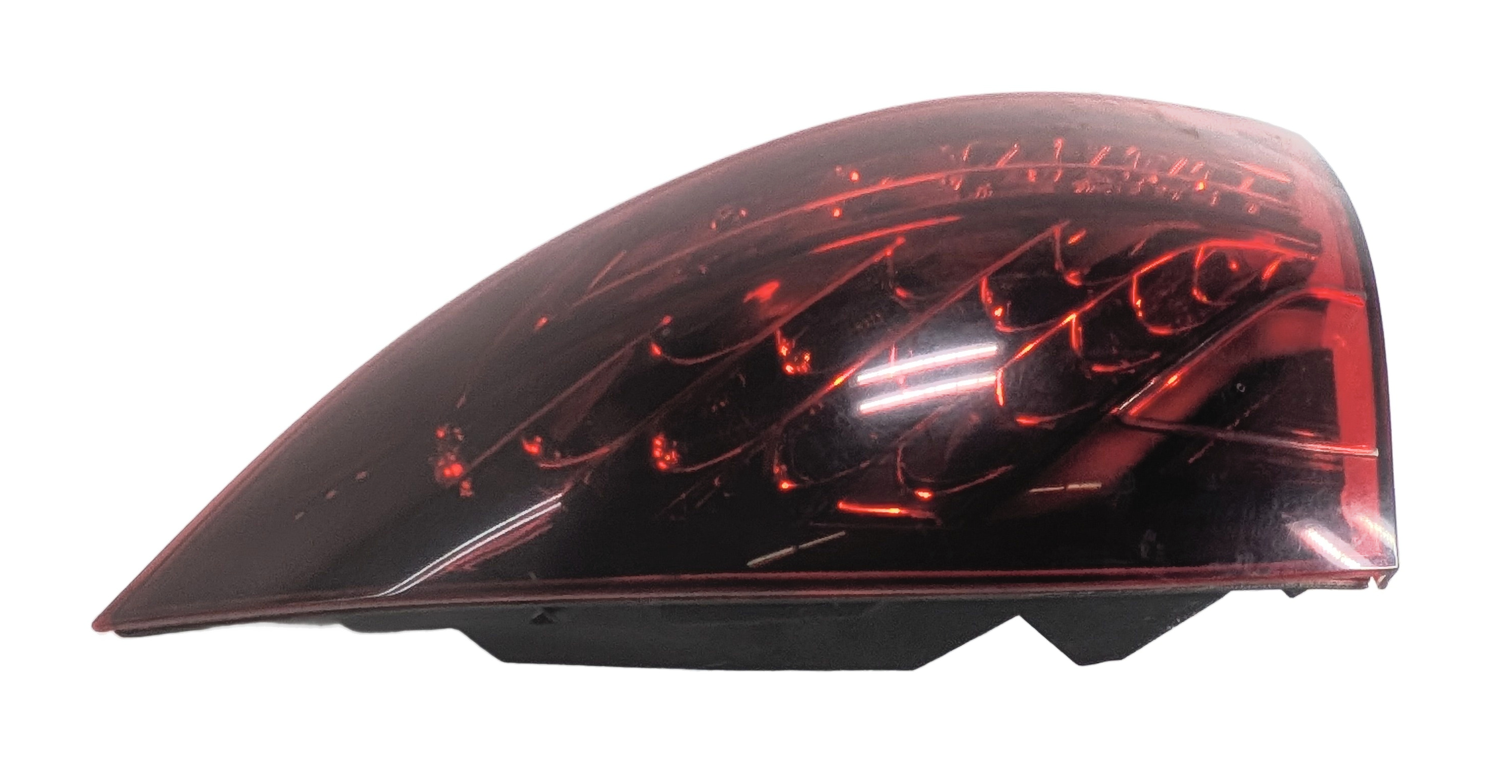 2011-2014 PORSCHE CAYENNE (958) RIGHT PASSENGER OUTER TAILLIGHT BRAKE LIGHT LAMP — exact item pictured