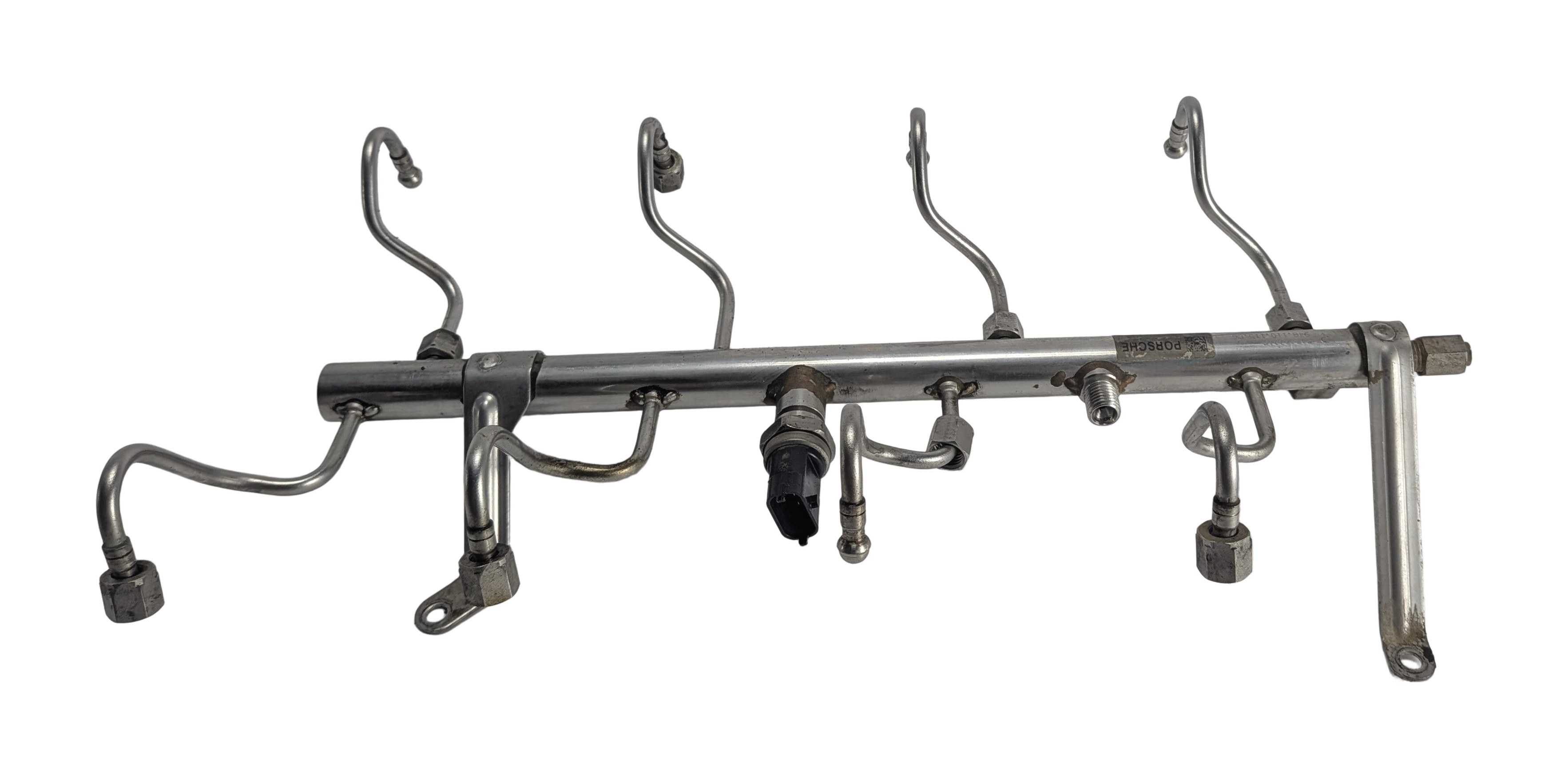 14 PORSCHE CAYENNE 958 4.8L NON-TURBO M48.02 ENGINE FUEL RAIL w/ PRESSURE SENSOR — exact item pictured