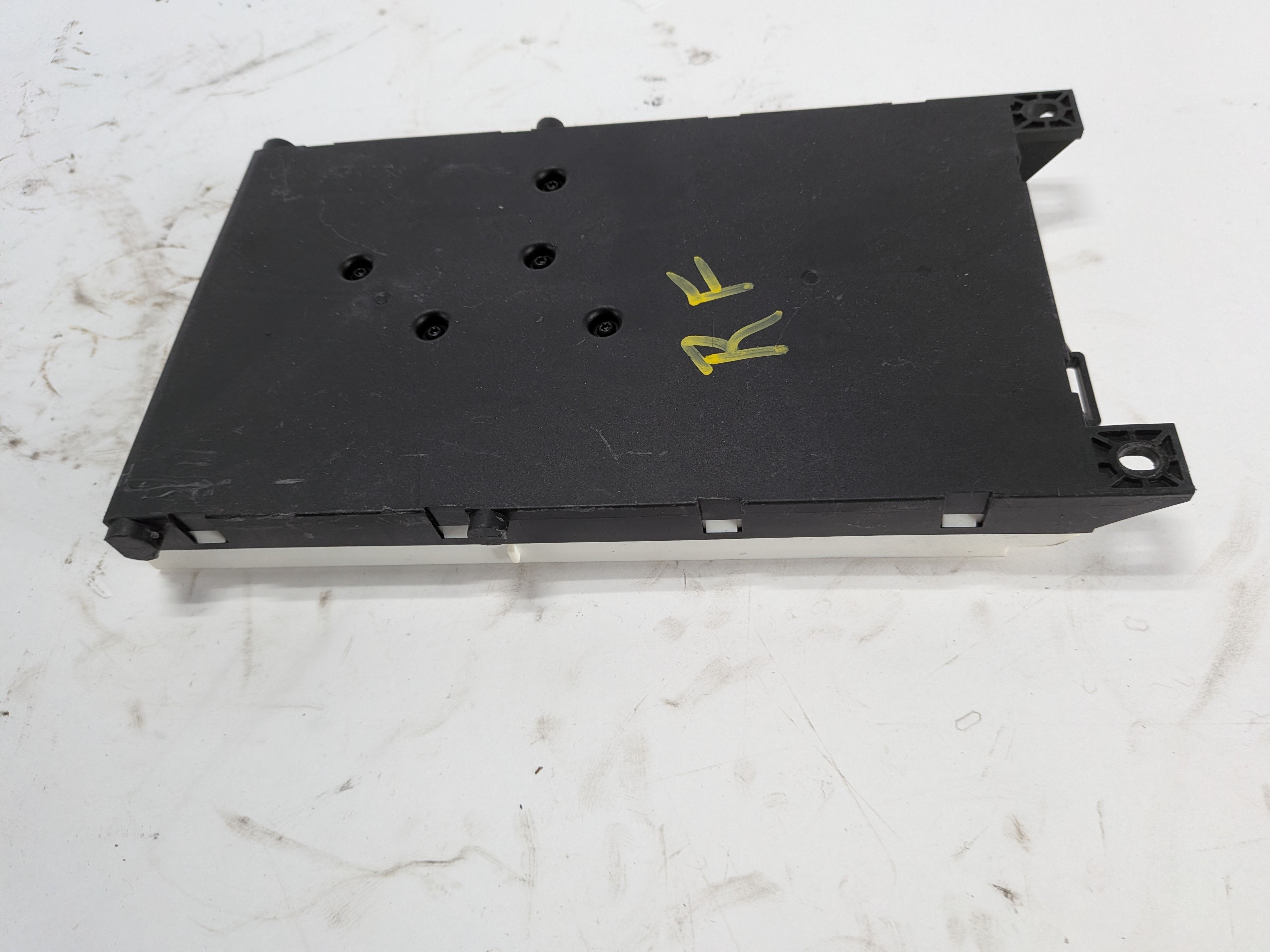 14-16 MERCEDES GL ML (W166 X166) FRONT SIGNAL ACQUISITION CONTROL MODULE SAM — exact item pictured