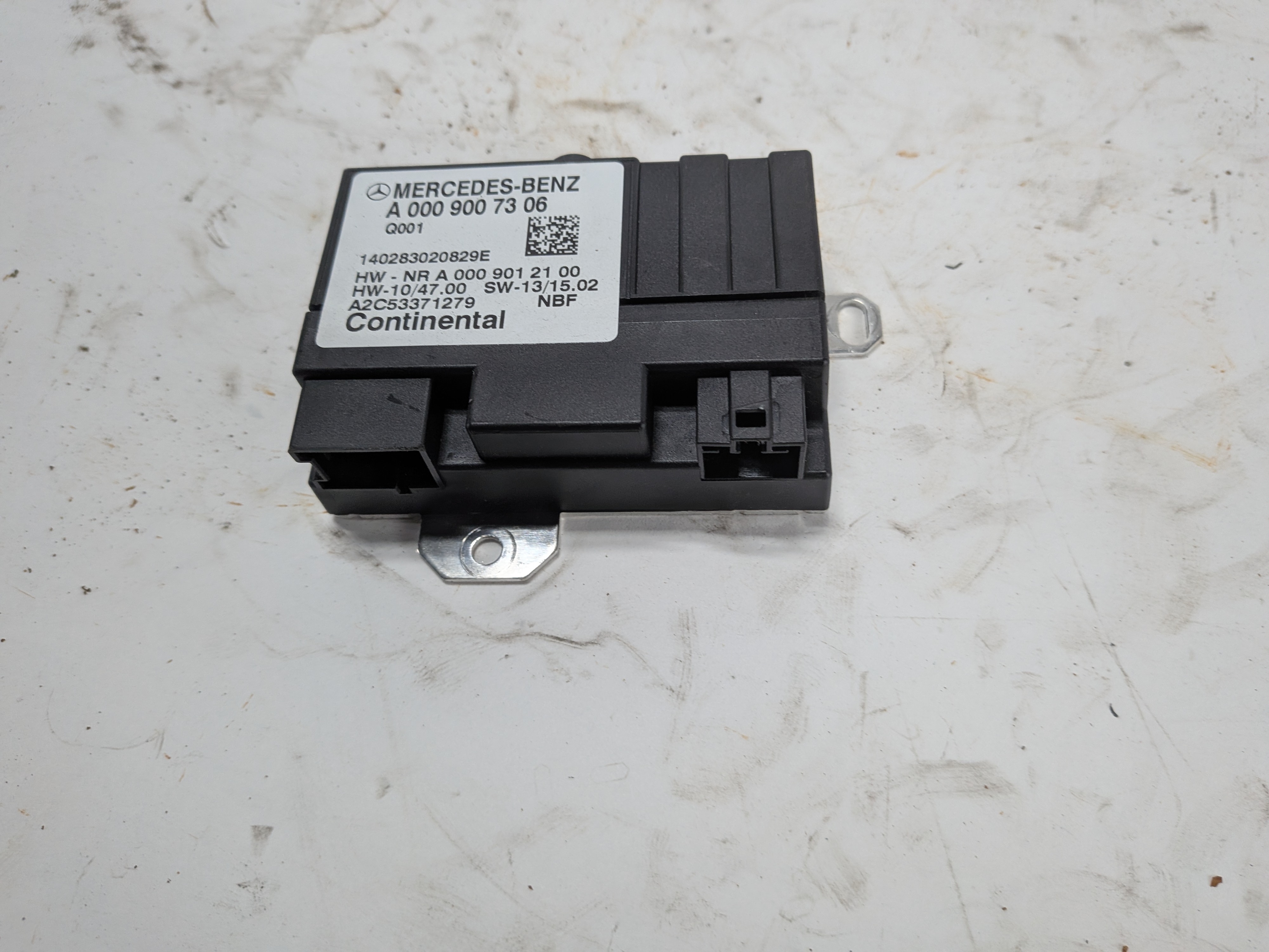 12-17 MERCEDES C E GL GLK ML S CLS (W204 W207 W212 X166 X166) FUEL PUMP MODULE — exact item pictured