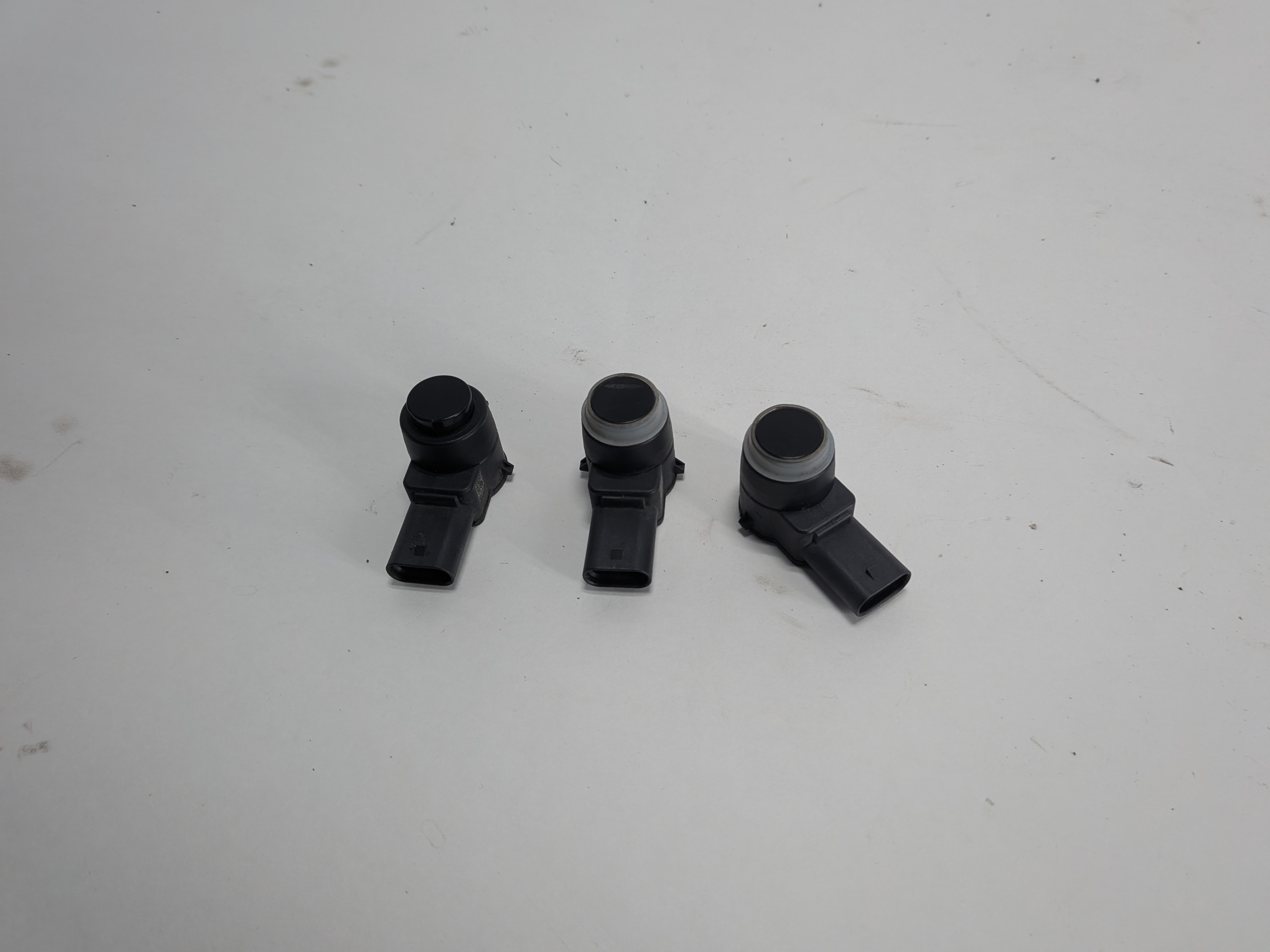 2015 MERCEDES GL550 (X166) PARK ASSIST PDC DISTANCE CONTROL SENSOR SET/3 (Black) — exact item pictured
