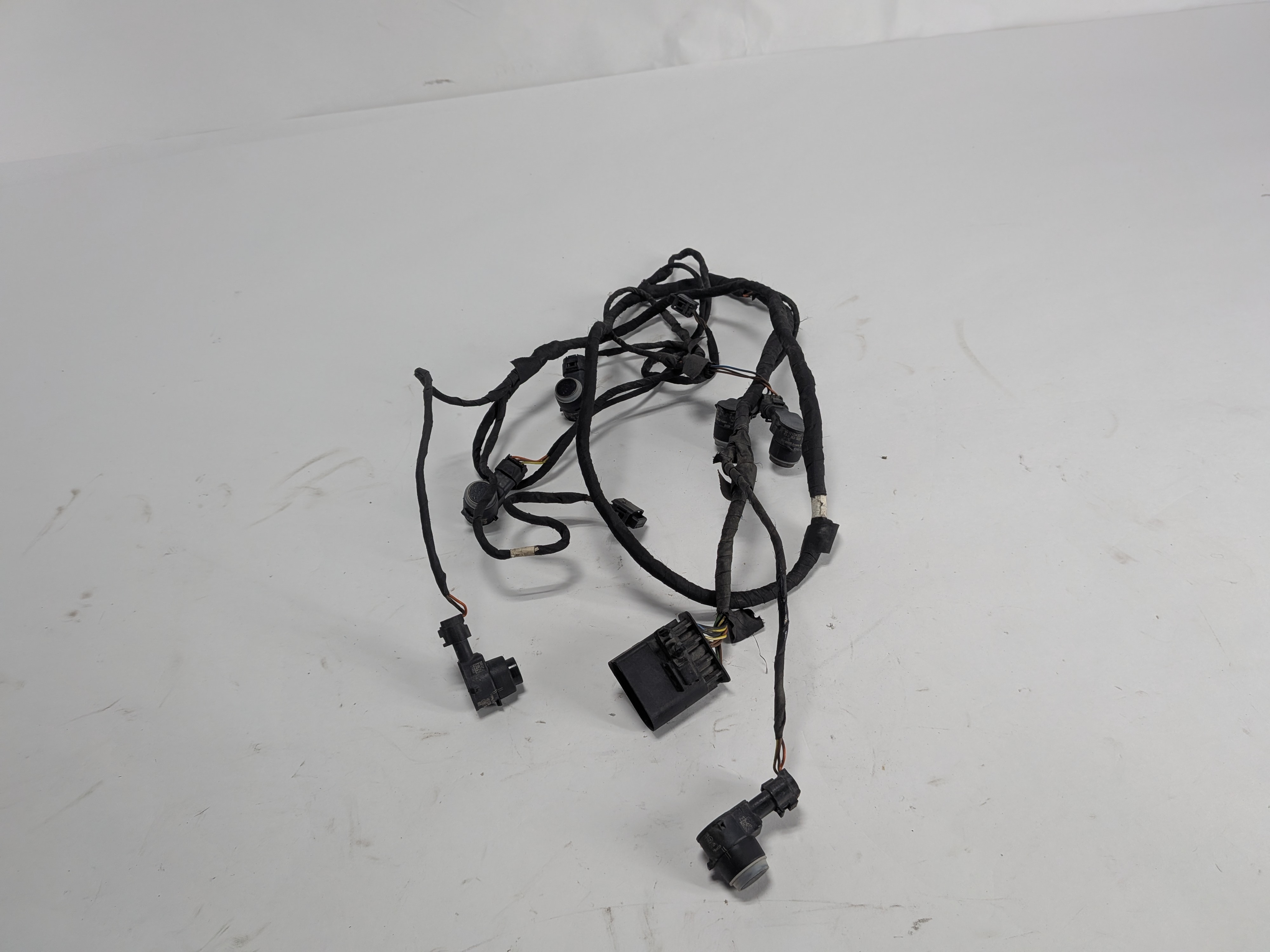 2015 MERCEDES GL550 (X166) FRONT PARK ASSIST PDC SENSOR SET/6 w/ HARNESS (Black) — exact item pictured
