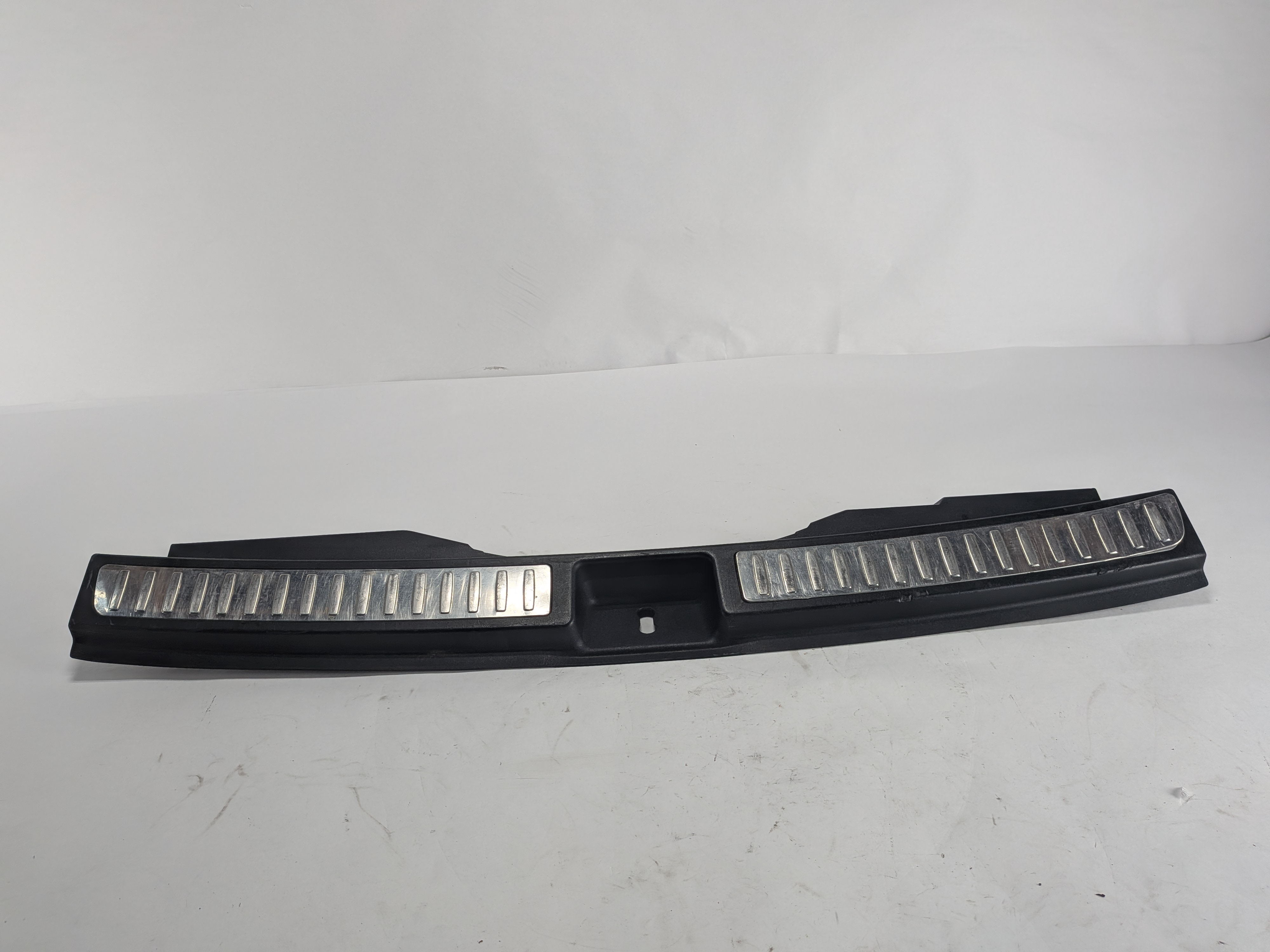 2015 MERCEDES GL550 (X166) REAR TRUNK CARGO SILL SCUFF PLATE STEP PROTECTOR TRIM — exact item pictured