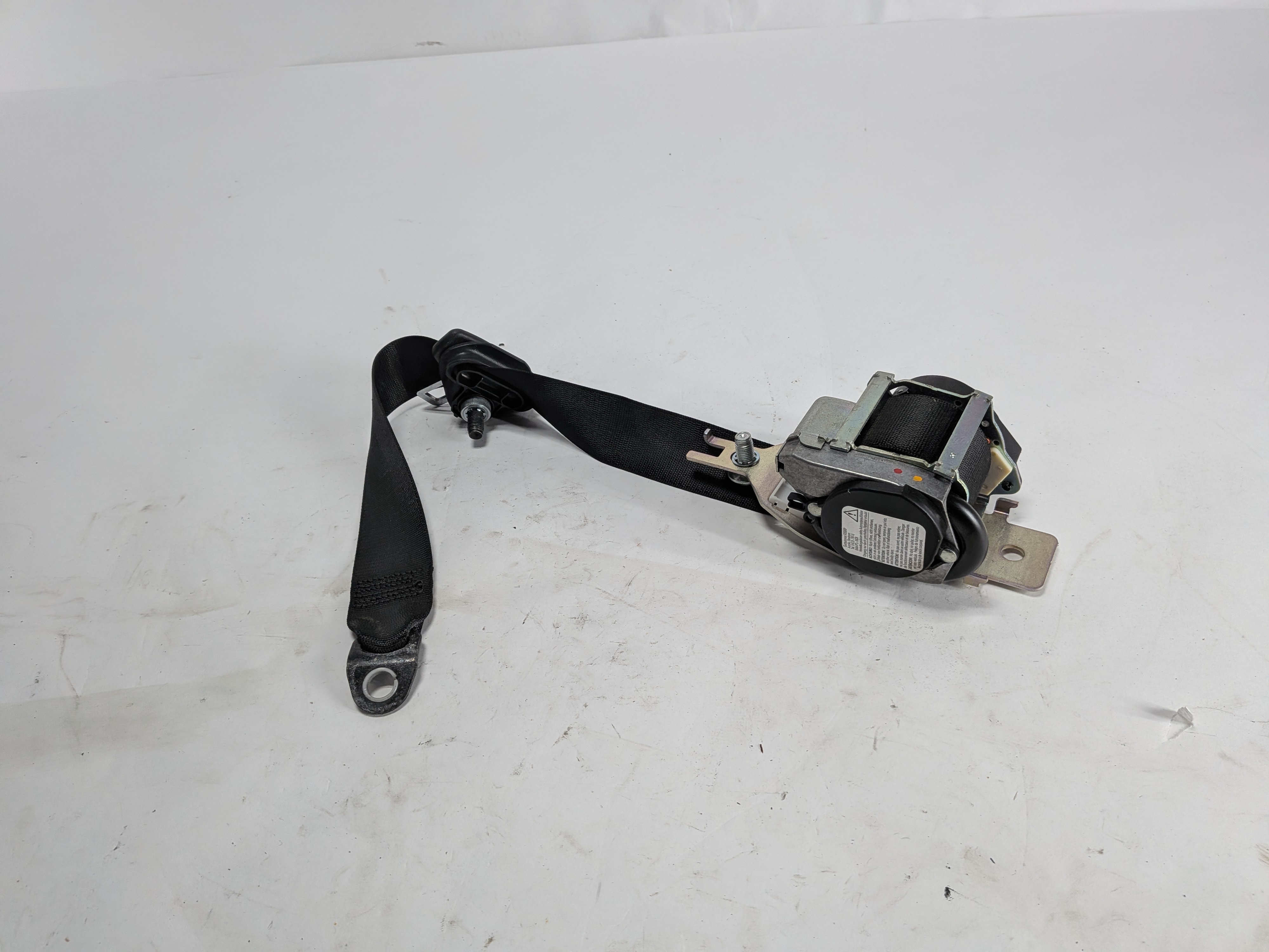 2015 MERCEDES GL550 (X166) REAR RIGHT 2ND ROW SEAT SEATBELT RETRACTOR (Black) — exact item pictured