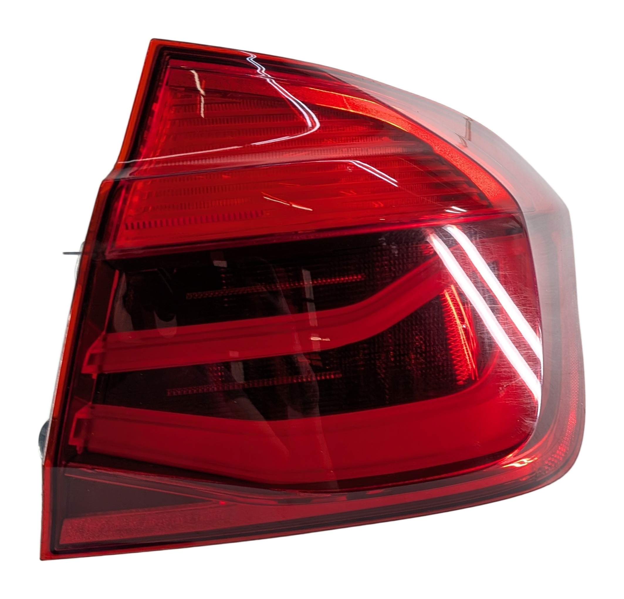 16-18 BMW 3-SERIES (F30) SEDAN REAR RIGHT OUTER LED TAILLIGHT BRAKE LIGHT LAMP — exact item pictured