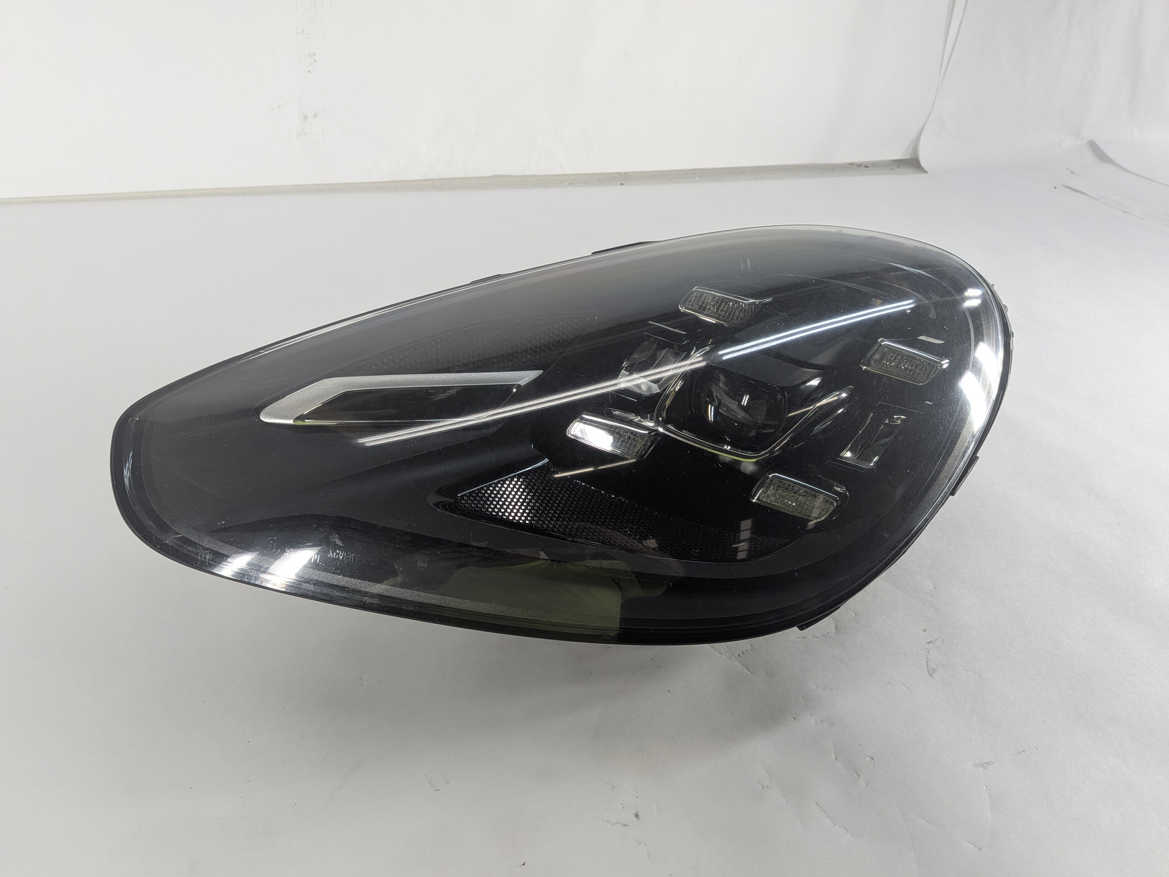 2015-2018 PORSCHE CAYENNE (958) LEFT DRIVER SIDE LED HEADLIGHT HEADLAMP ASSEMBLY — exact item pictured