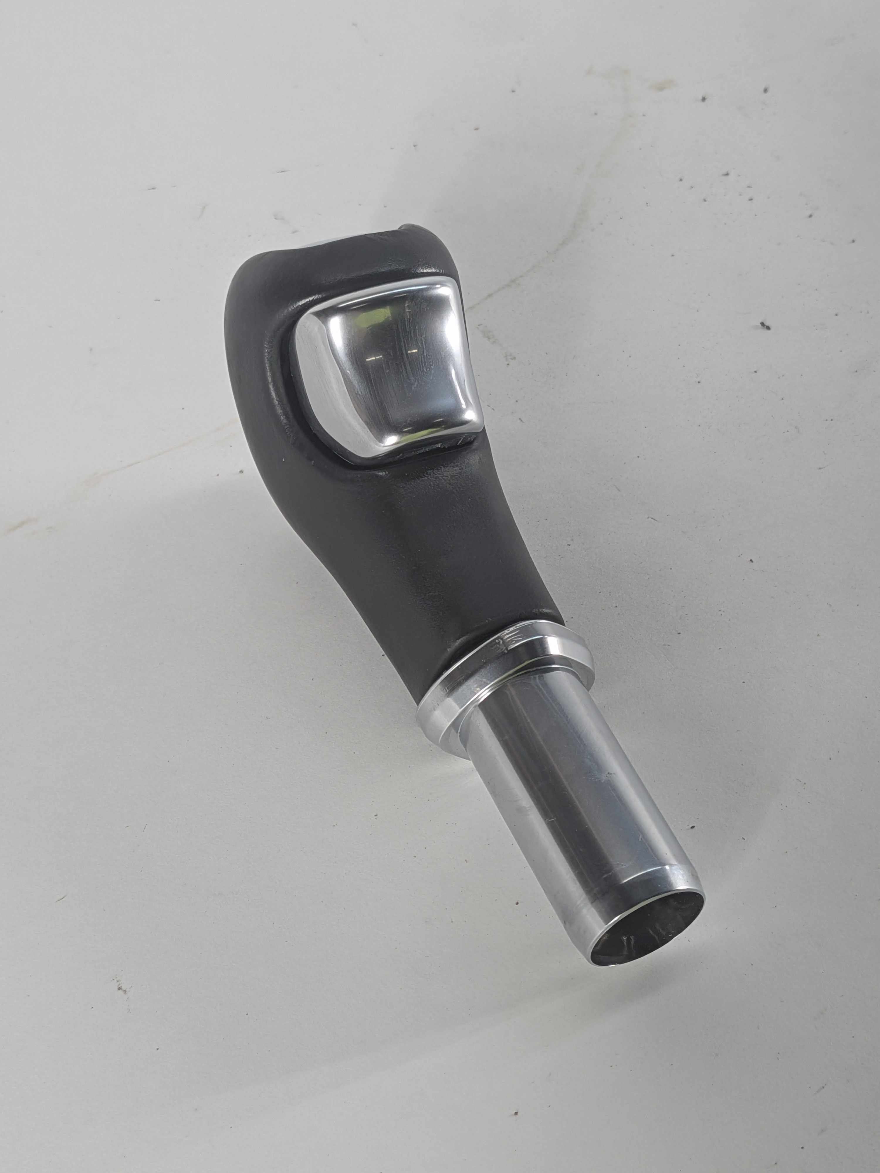 2016 PORSCHE CAYENNE (958) AUTOMATIC LEATHER GEAR SHIFT SHIFTER KNOB CHROME — exact item pictured