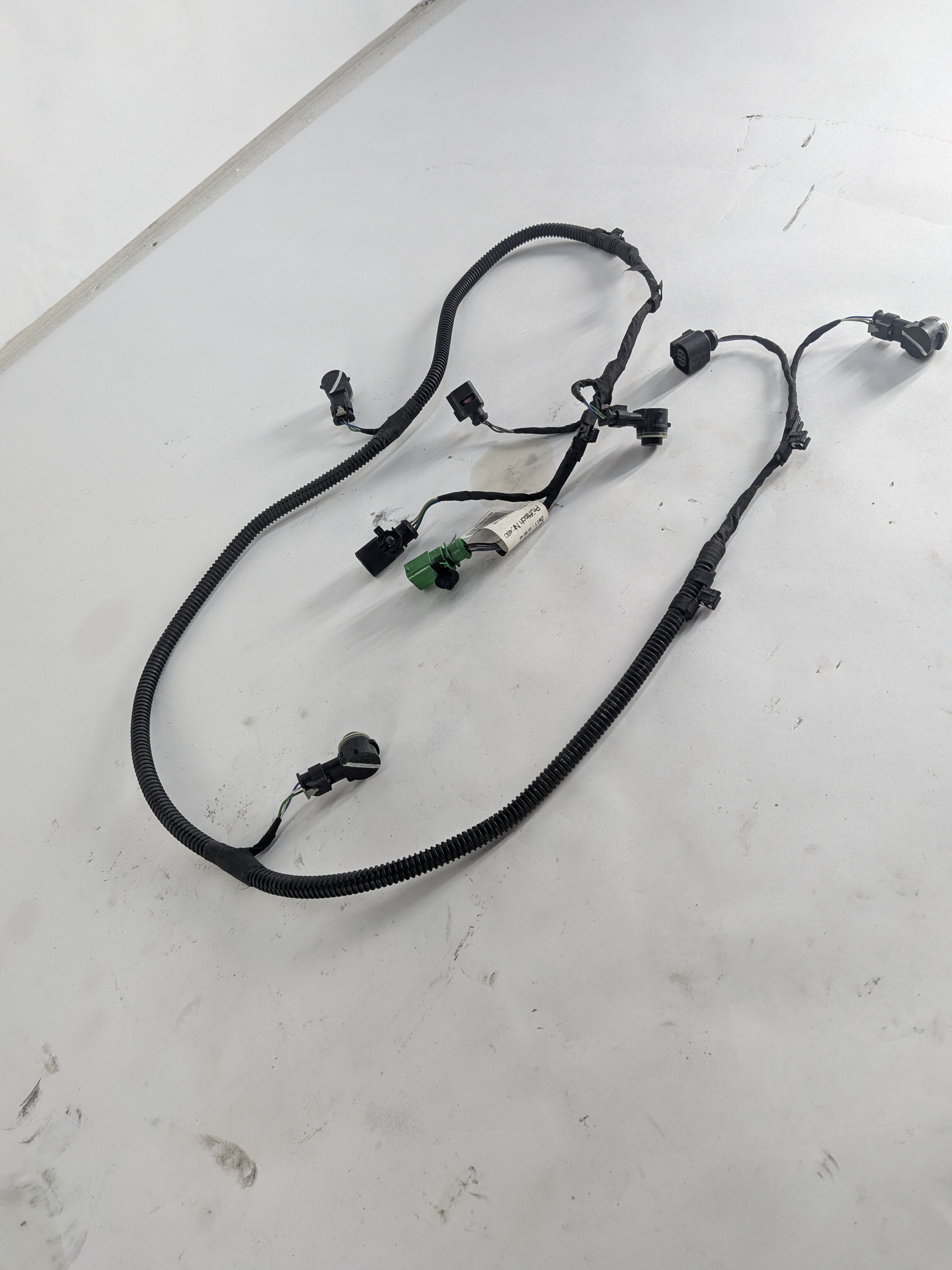 2016 PORSCHE CAYENNE (958) REAR PARK ASSIST PDC SENSOR SET/4 w/ HARNESS (Black) — exact item pictured