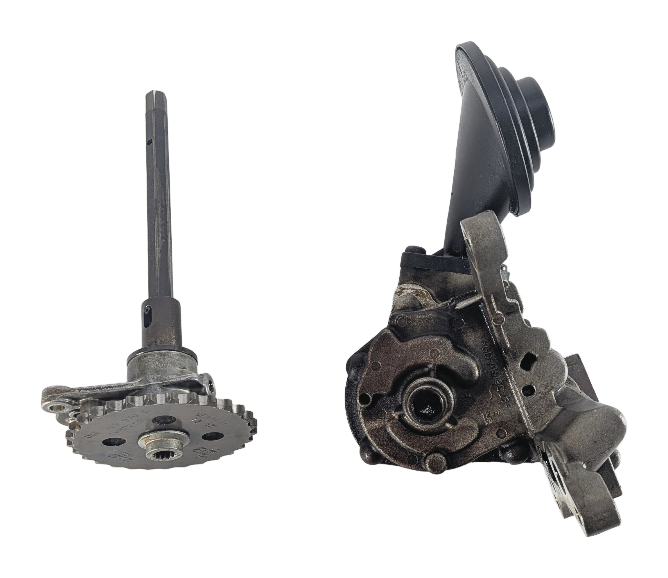 11-18 PORSCHE CAYENNE HYBRID 958 3.0L M06.EC ENGINE OIL PUMP w/ SHAFT SPROCKET — exact item pictured