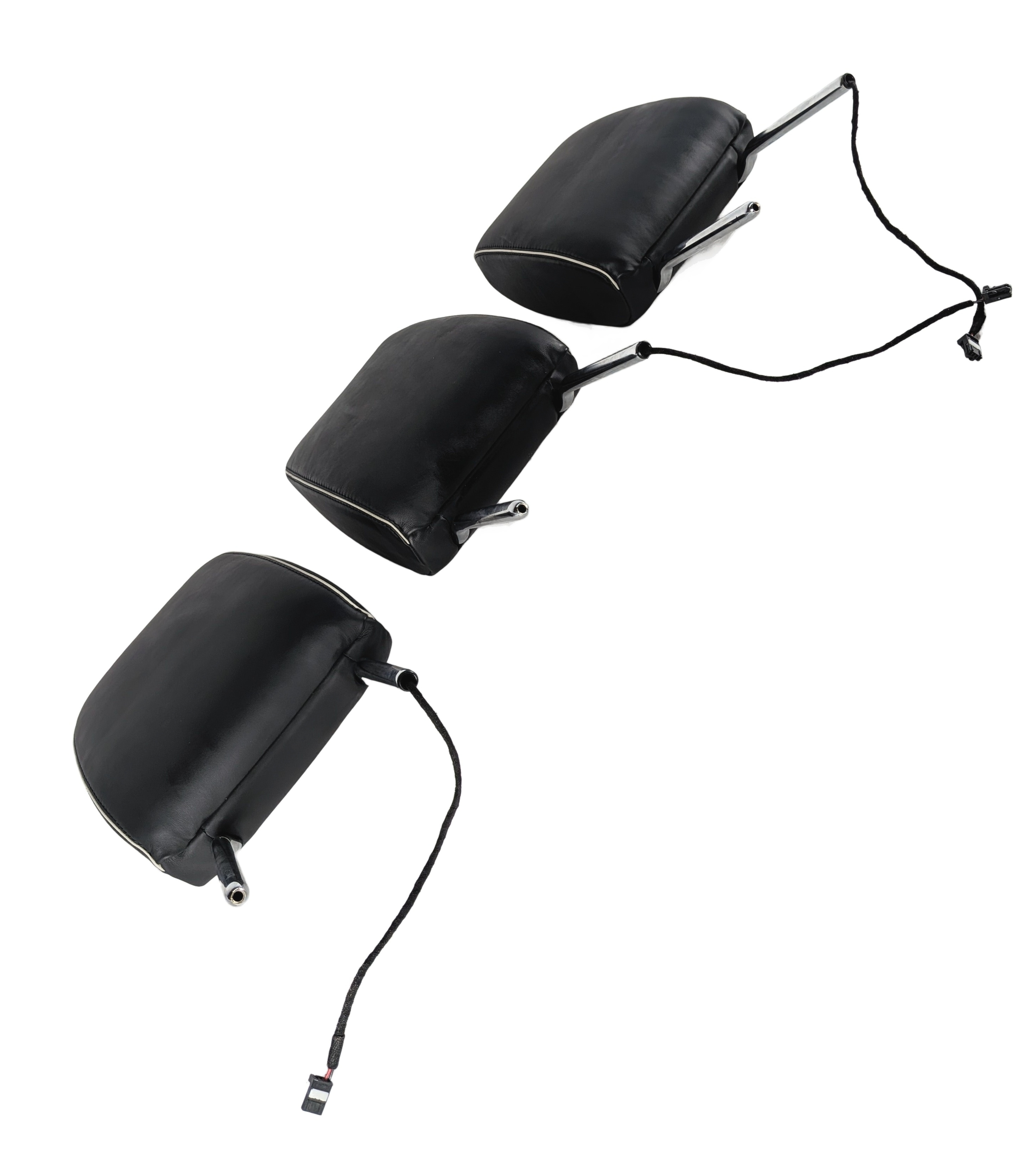 17-23 LAND ROVER DISCOVERY (L462) REAR 2ND ROW POWER SEAT HEADREST SET/3 (Black) — exact item pictured