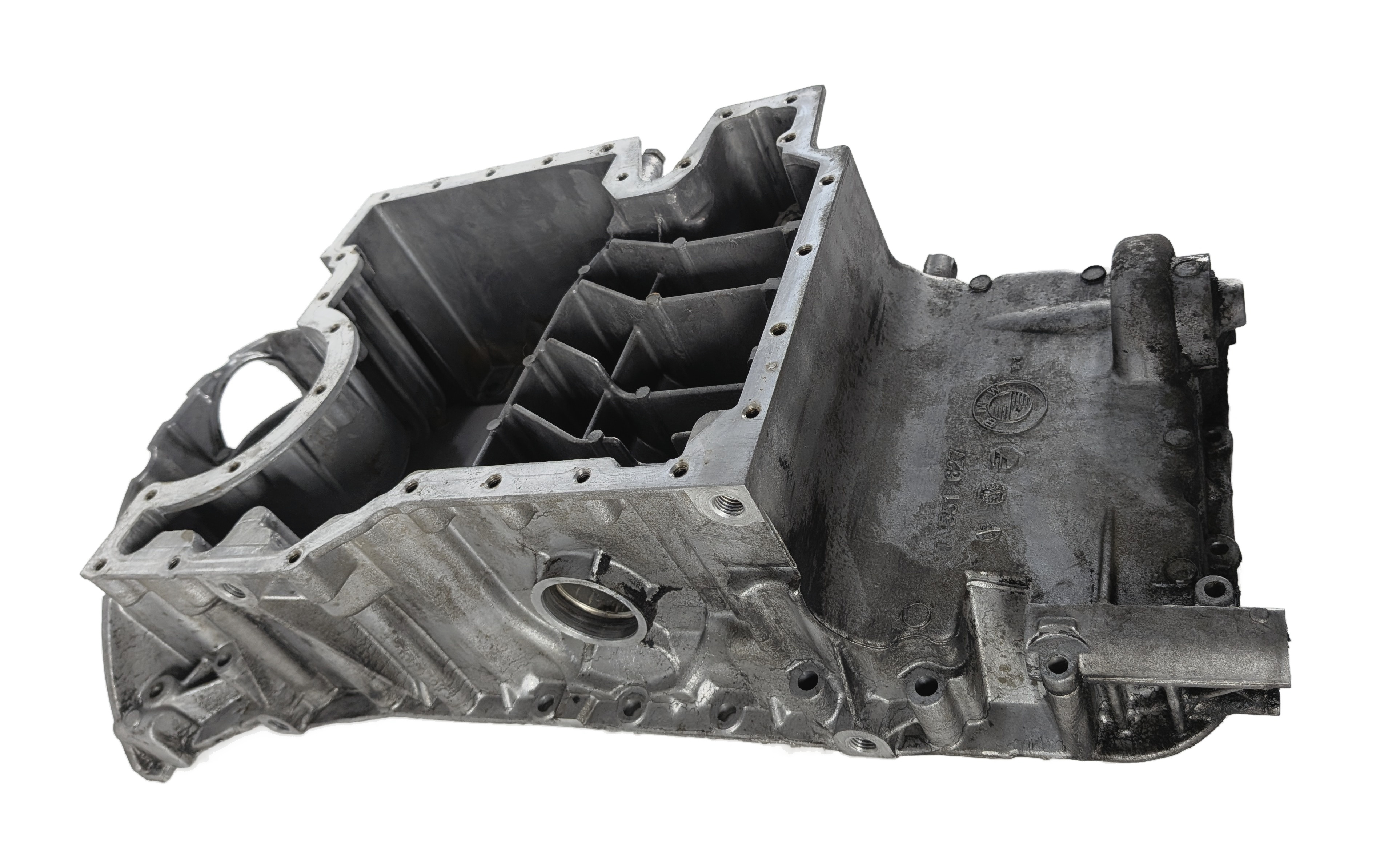 2007-2010 BMW X5 (E70) 4.8L V8 N62TU ENGINE UPPER MOTOR OIL FLUID PAN CRADLE — exact item pictured