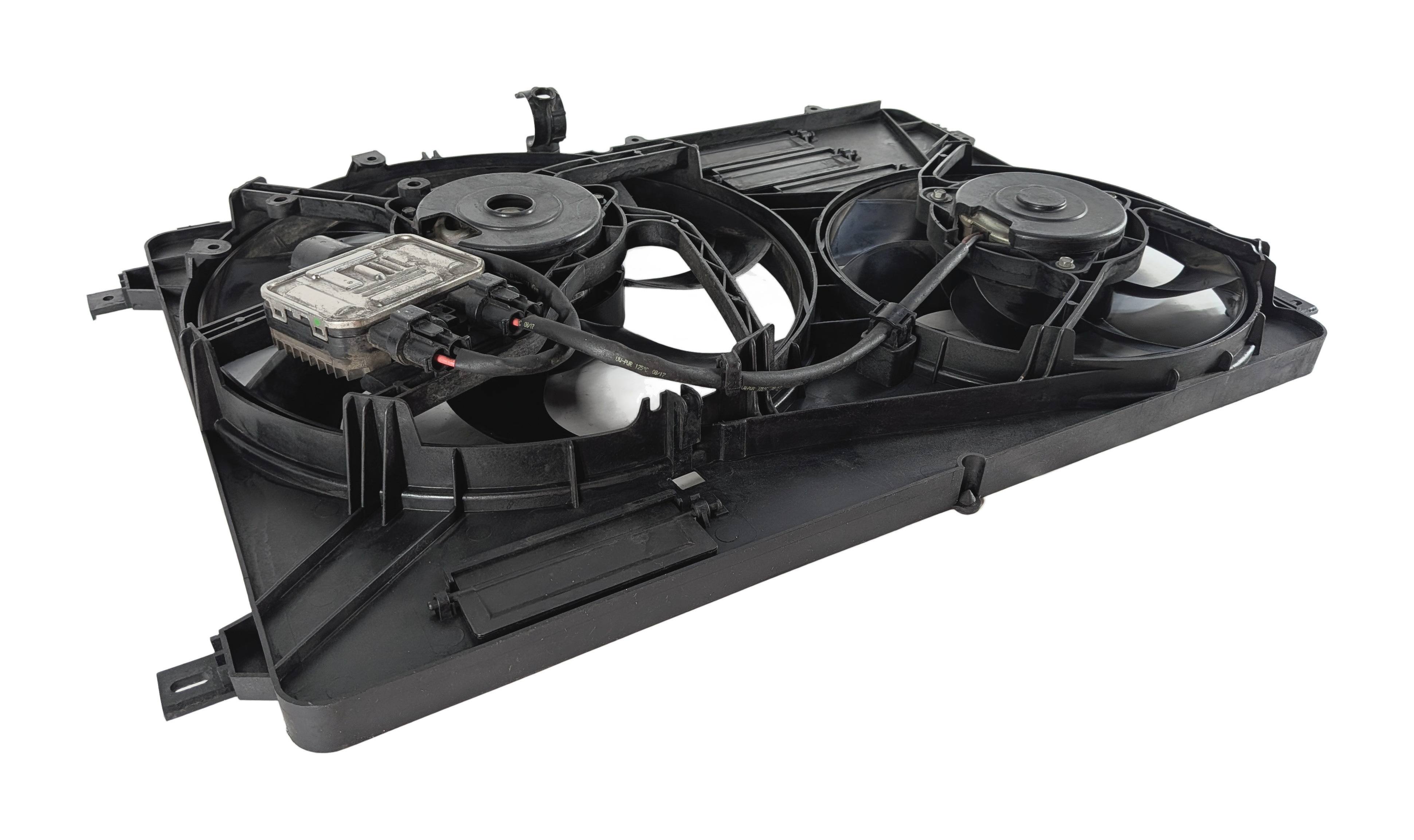 12-17 LR2 DISCOVERY SPORT RANGE ROVER EVOQUE L550 RADIATOR COOLING FAN & SHROUD — exact item pictured