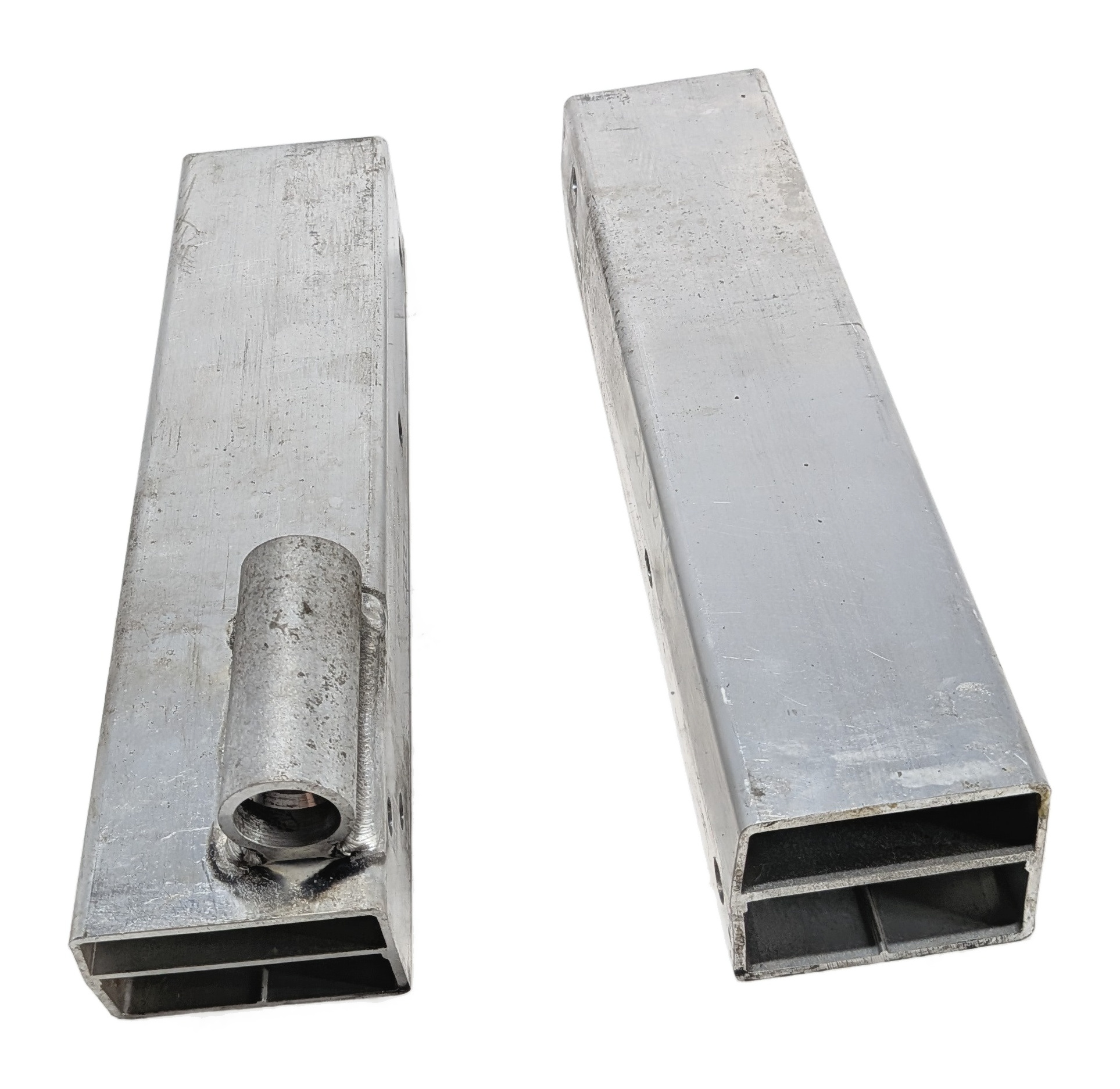 09-17 AUDI Q5 SQ5 (B8) REAR BUMPER CRASH IMPACT REINCFORCEMENT BAR BRACKET SET/2 — exact item pictured