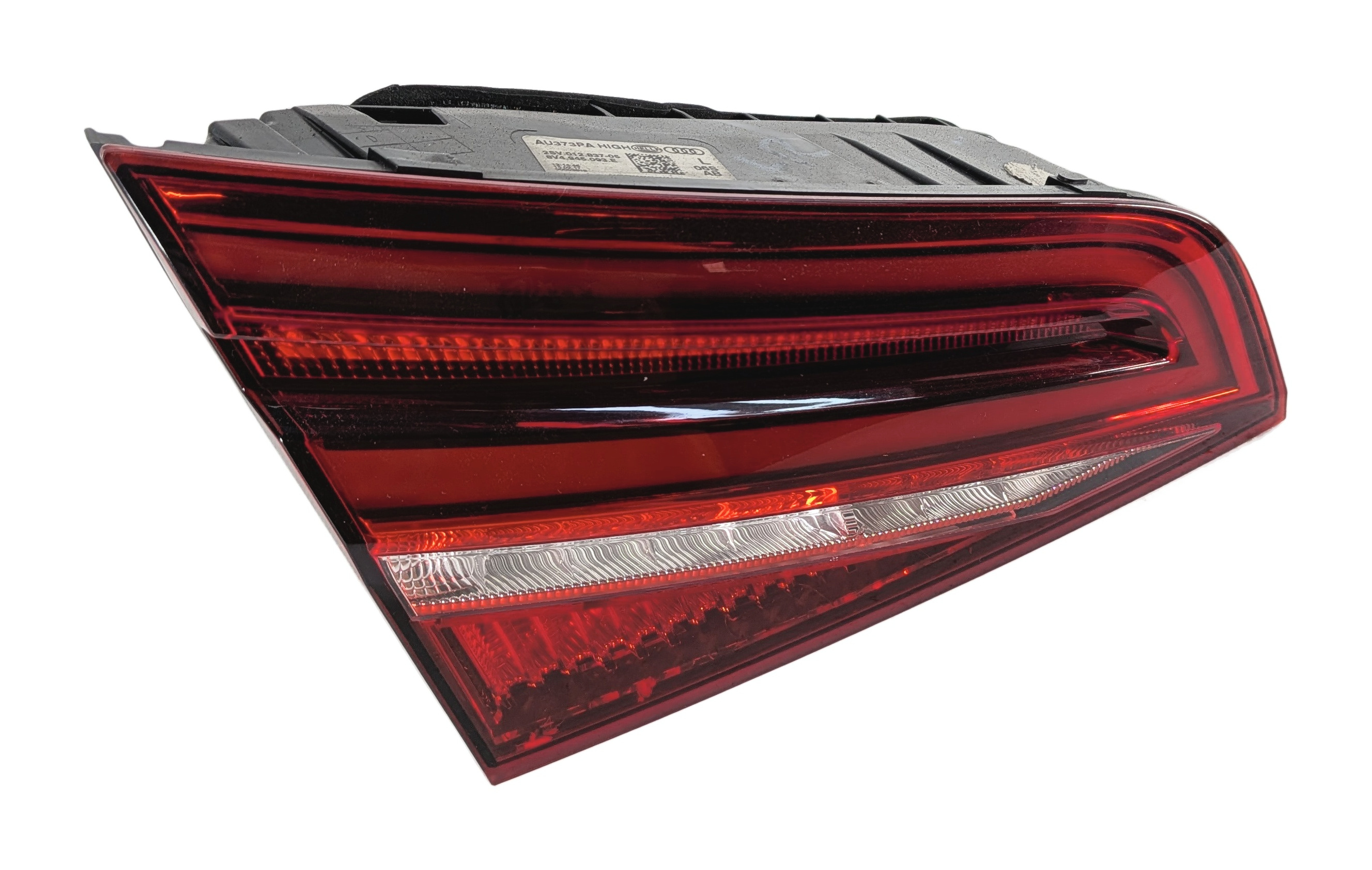 2016-2018 AUDI A3 E-TRON (8VF) LEFT DRIVER REAR INNER TAILLIGHT LIGHT LAMP (LED) — exact item pictured