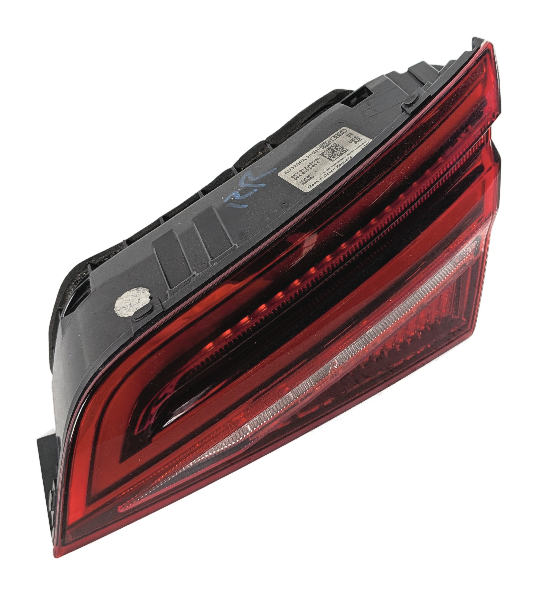 2016-2018 AUDI A3 E-TRON (8VF) RIGHT PASSENGER REAR INNER TAILLIGHT LIGHT LAMP — exact item pictured