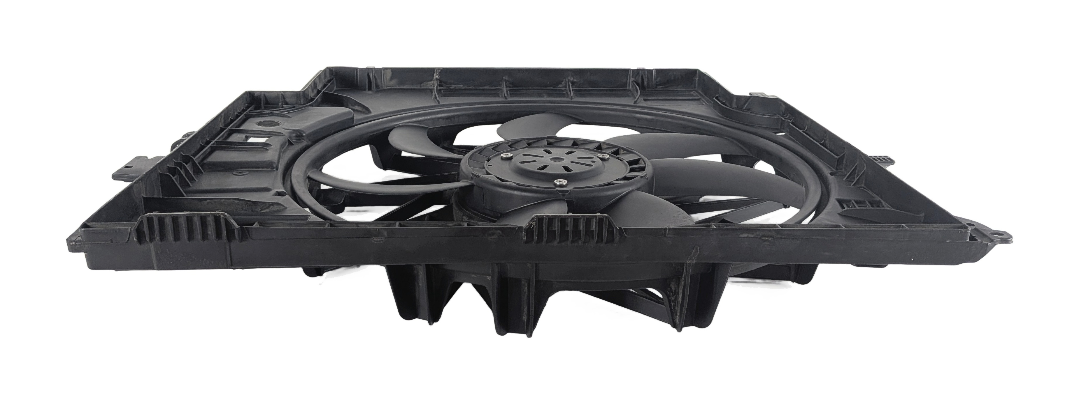 13-18 BMW X3 X4 (F25 F26) 2.0L N20 TURBO ENGINE RADIATOR COOLING FAN w/ SHROUD — exact item pictured