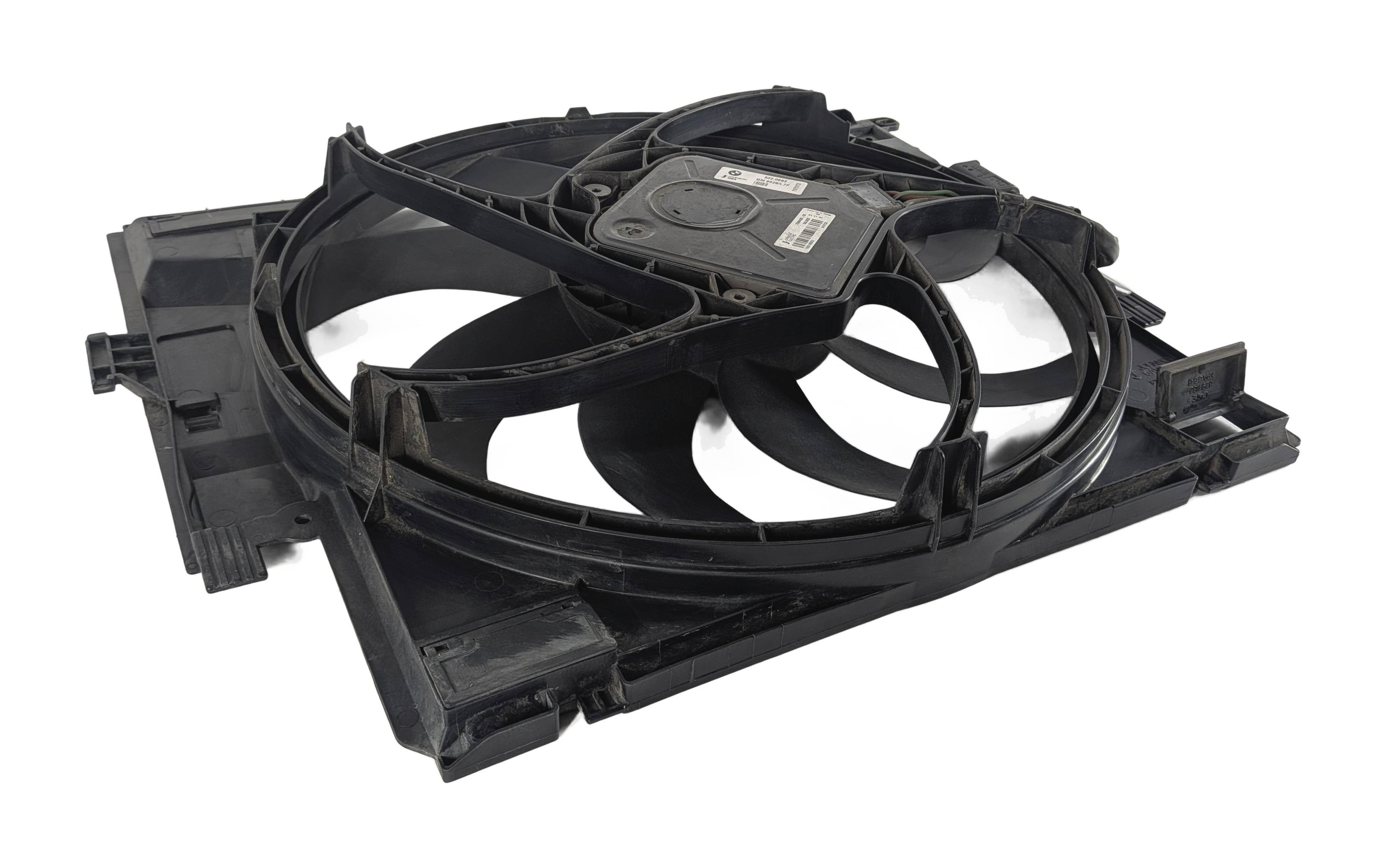 14-18 BMW 328i DIESEL 328iGT 335iGT (F30 F34) 600w RADIATOR COOLING FAN w/ MOTOR — exact item pictured