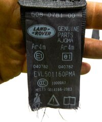 Thumbnail 4: 2006 LAND ROVER LR3 REAR BACK 2nd SECOND ROW SEATBELT BUCKLE RETRACTOR SET (2)