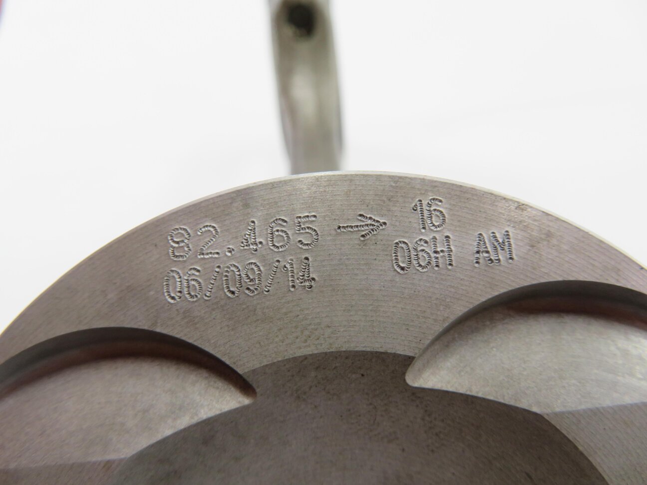 Thumbnail 5: 2009-2011 AUDI A4 A5 Q5 (B8 8K 8T 8R) 2.0L CAEB TURBO ENGINE PISTON SET-4