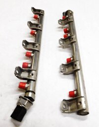 Thumbnail 3: 2011 BMW 750i (F01) 4.4L V8 MOTOR N63 TWIN TURBO ENGINE FUEL INJECTION RAIL SET2