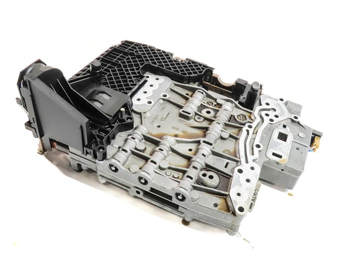Thumbnail 1: 2009-2010 BMW X5 (E70) 3.0L M57Y DIESEL 6HP-26 AUTOMATIC TRANSMISSION VALVE BODY