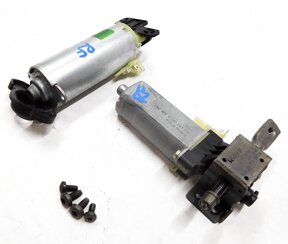 2004 PORSCHE CAYENNE (955) RIGHT FRONT PASSENGER POWER SEAT ADJUST MOTOR SET/2