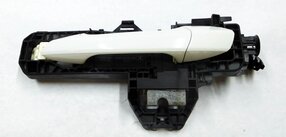 Thumbnail 4: 2010 MB GLK350 (X204) LEFT SIDE REAR EXTERIOR DOOR HANDLE (CALCITE WHITE 650U)