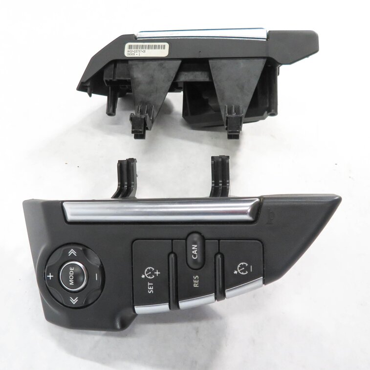 Thumbnail 8: 10 RANGE ROVER SPORT (L320) STEERING RADIO PHONE CRUISE CONTROL SWITCH SET