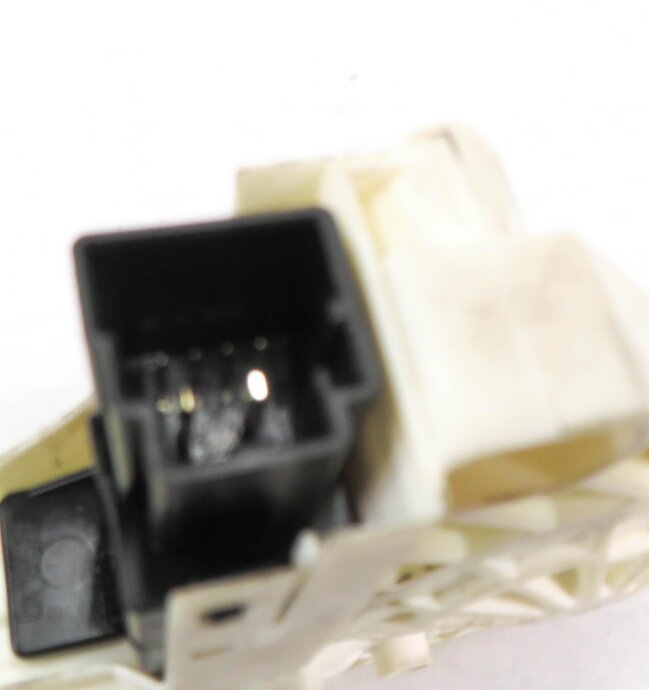 Thumbnail 6: 2010-2016 RANGE ROVER SPORT (L320) LR4 RIGHT FRONT PASSENGER POWER WINDOW MOTOR