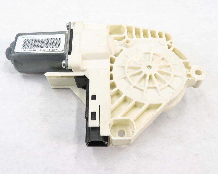 Thumbnail 2: 2010-2016 RANGE ROVER SPORT (L320) LR4 - LEFT FRONT DRIVER DOOR WINDOW MOTOR