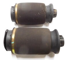 Thumbnail 3: 2009 MB GL320 (X164) LEFT & RIGHT SIDE REAR SUSPENSION AIR SPRING SET (2)