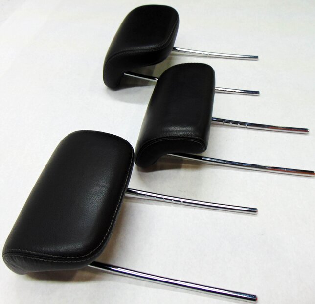 Thumbnail 4: 2008 MB GL550 (X164) REAR (2nd SECOND ROW) HEADREST SET-3 (BLACK LEATHER)