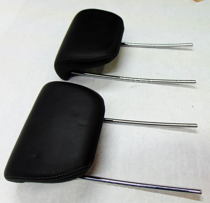 Thumbnail 4: 2008 MB GL550 (X164) REAR (3rd THIRD ROW) HEADREST SET-2 (BLACK LEATHER)
