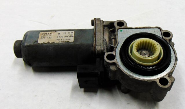 Thumbnail 2: 05-16 RANGE ROVER SPORT (L320 L322) LR3 LR4 TRANSFER CASE ELECTRIC SHIFT MOTOR