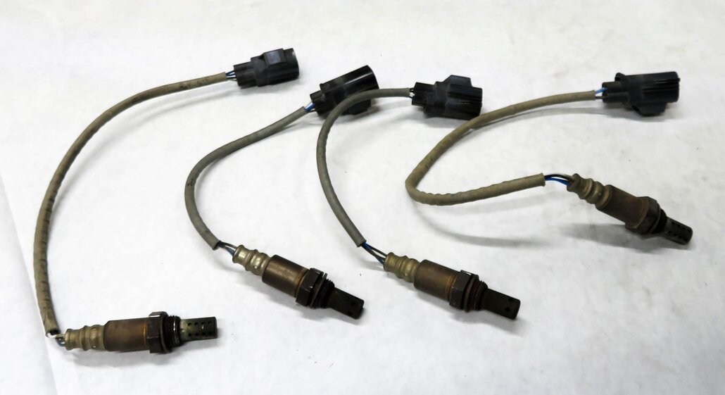 Thumbnail 4: 2006 RANGE ROVER (L322) 4.4L PRE / POST CAT O2 OXYGEN LAMBDA PROBE SENSOR SET-4