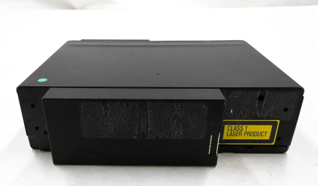 Thumbnail 4: 03-05 PORSCHE BOXSTER 911 CAYENNE (955) - RADIO STEREO 6-DISC CD CHANGER w/o MAG