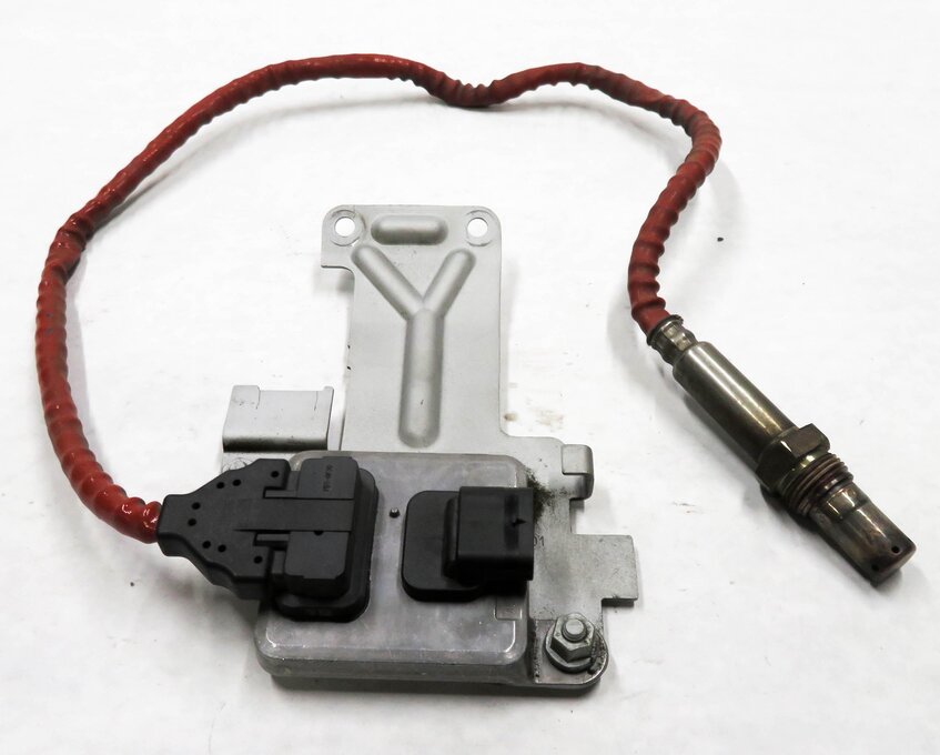 Thumbnail 2: 2011 BMW 335D (E90) 3.0L M57Y ENGINE DIESEL EMISSIONS OXYGEN O2 NOX SENSOR.
