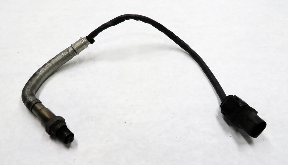 Thumbnail 2: 2011 BMW 335i (E90) 3.0L TWIN TURBO DIESEL ENGINE O2 OXYGEN LAMBDA PROBE SENSOR