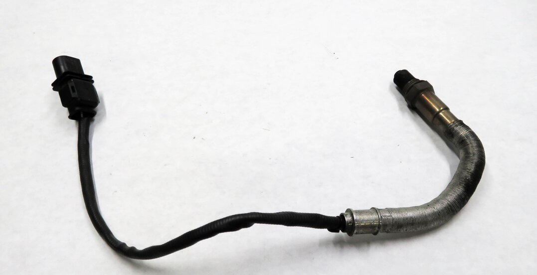 Thumbnail 4: 2011 BMW 335i (E90) 3.0L TWIN TURBO DIESEL ENGINE O2 OXYGEN LAMBDA PROBE SENSOR