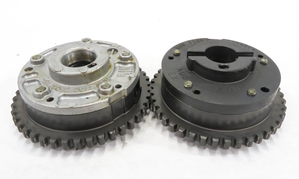 Thumbnail 3: 2007 BMW X5 (E70) - RIGHT SIDE 4.8L V8 ENGINE INTAKE & EXHAUST TIMING GEAR SET-2