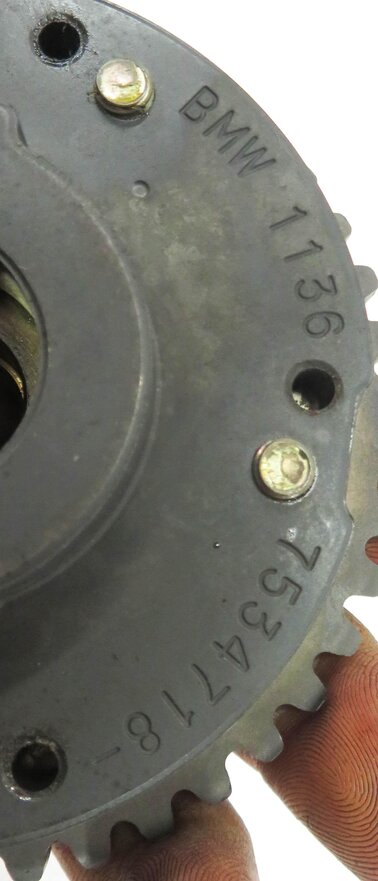 Thumbnail 6: 2007 BMW X5 (E70) - RIGHT SIDE 4.8L V8 ENGINE INTAKE & EXHAUST TIMING GEAR SET-2