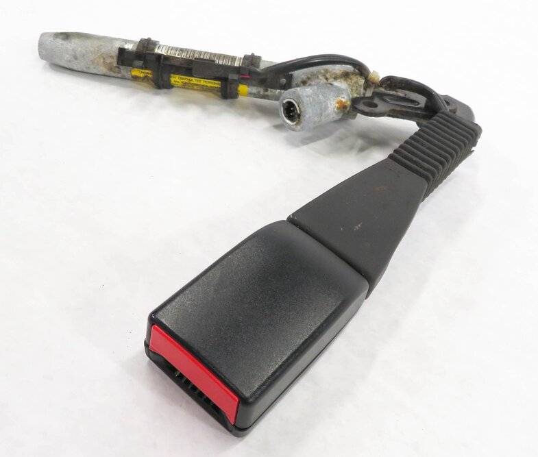 2007-2014 BMW X5 X6 X5M X6M (E70 E71) - LEFT FRONT DRIVER SEATBELT RECEIVER