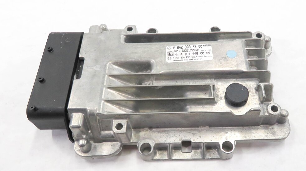Thumbnail 2: 2009-2012 MB GL350 ML320 R350 (W164 X164 R251) DIESEL EMISSIONS CONTROL MODULE