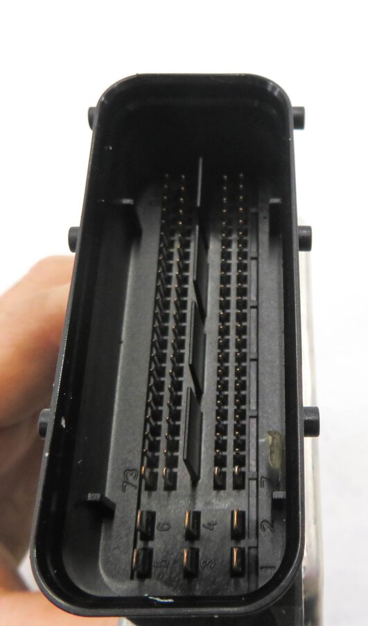 Thumbnail 5: 2009-2012 MB GL350 ML320 R350 (W164 X164 R251) DIESEL EMISSIONS CONTROL MODULE