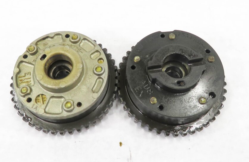 Thumbnail 2: 2007 BMW X5 (E70) 4.8L N62 V8 RIGHT ENGINE INTAKE & EXHAUST TIMING GEAR SET-2