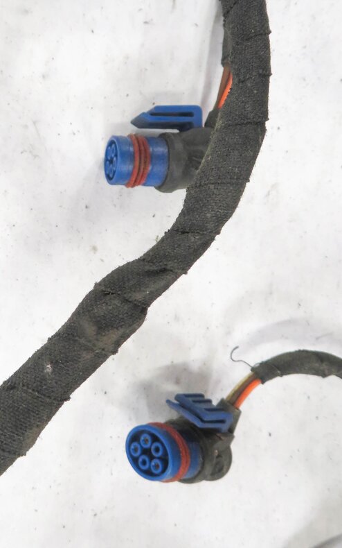 Thumbnail 6: 2008 MERCEDES GL450 (X164) - REAR BUMPER / PARK SENSOR WIRE WIRING HARNESS