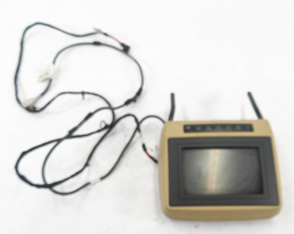 Thumbnail 4: 06-08 MB GL320 GL450 ML320 ML350 ML500 R320 R350 R500 HEADREST TV SCREEN (BROWN)
