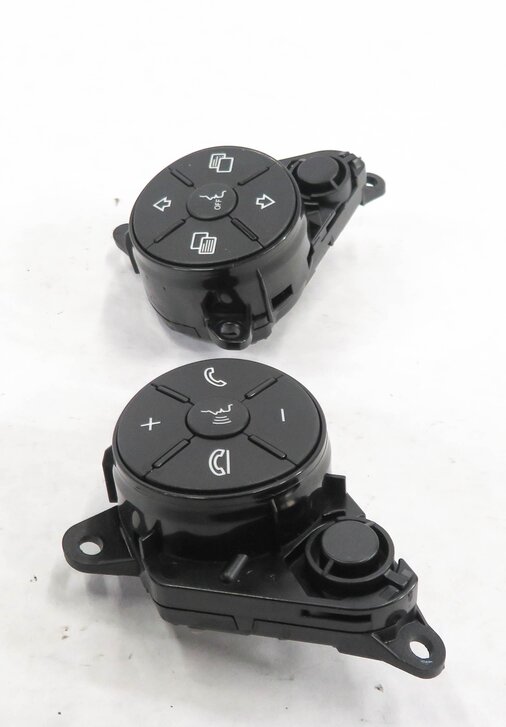 Thumbnail 3: 2012 MB GL450 (X164) STEERING MEDIA PHONE VOICE MENU SWITCH BUTTON SET-2